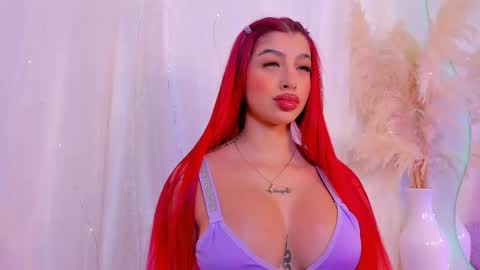 Snapshot of scarleett_jones chatting on November 16, 9:09 pm scarleett jones online show from November 16, 9:09 pm