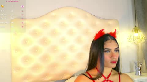 scarleettdoll online show from May 17, 1:14 am