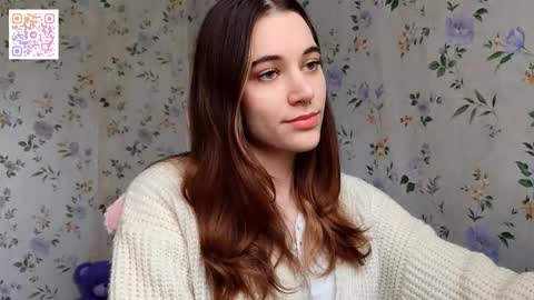 Snapshot of scarlet1flowers chatting on November 8, 12:27 pm Kira online show from November 8, 12:27 pm