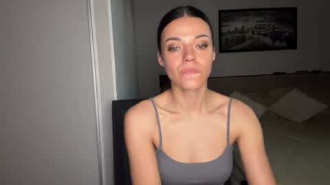 Sophie online show from June 16, 7:00 am