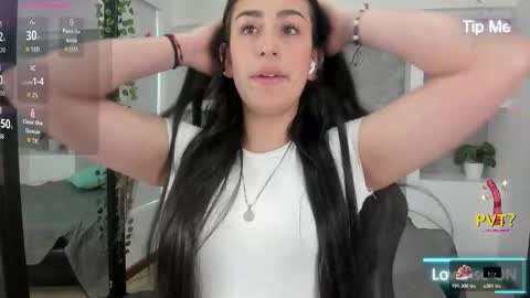 Snapshot of scarlet_kiss_ chatting on January 13, 6:57 pm Katty online show from January 13, 6:57 pm