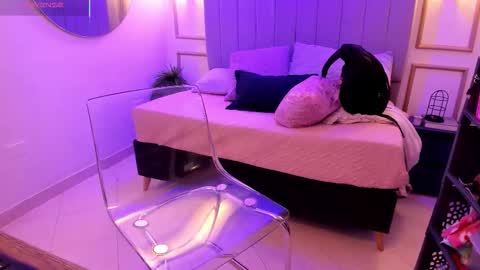 Snapshot of scarlet_miller_1 chatting on October 3, 12:13 pm Celeste online show from October 3, 12:13 pm