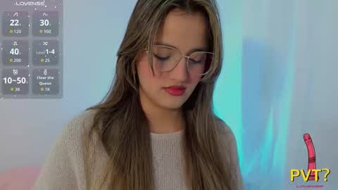 Snapshot of scarlet_rose__ chatting on September 16, 4:02 am Scarlet online show from September 16, 4:02 am