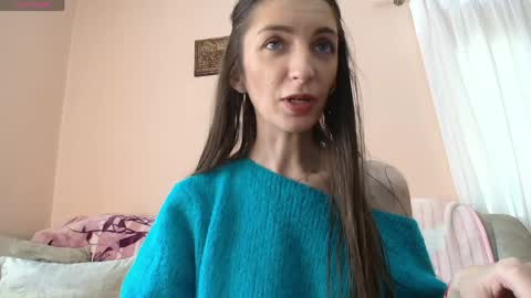 Scarlet online show from April 17, 1:03 pm