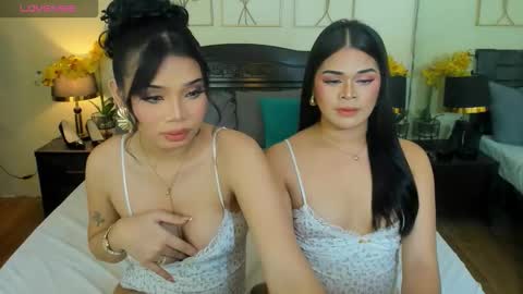 Snapshot of scarlet_snow_asian chatting on September 27, 5:12 am Scarlet online show from September 27, 5:12 am