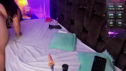 Scarlett online show from March 25, 2:12 pm