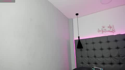 scarlet online show from May 25, 4:40 am