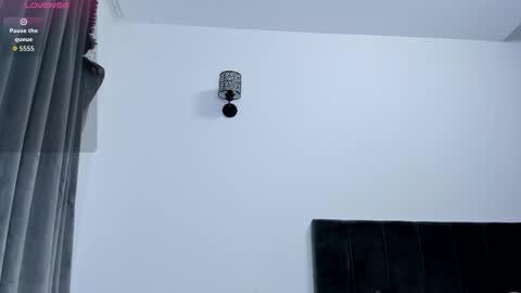 Snapshot of scarletflamee chatting on November 27, 8:44 pm scarletflamee online show from November 27, 8:44 pm