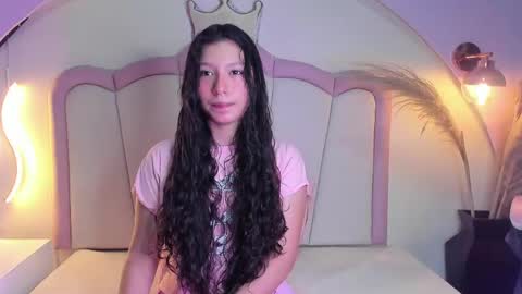Snapshot of scarleth_dulce chatting on May 1, 7:07 pm Scarlth online show from May 1, 7:07 pm