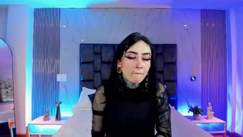 Scarleth online show from July 1, 11:15 pm