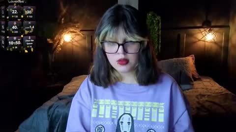 Snapshot of scarleth_shadow chatting on September 11, 2:00 am SCARLETH online show from September 11, 2:00 am