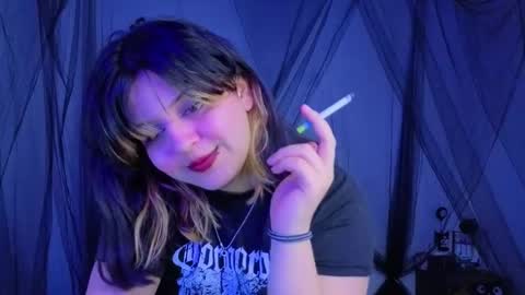 Snapshot of scarleth_shadow chatting on October 21, 2:12 am SCARLETH online show from October 21, 2:12 am
