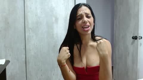 Snapshot of scarleth_xue chatting on January 9, 9:05 pm Scarleth online show from January 9, 9:05 pm