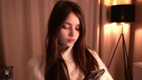 Snapshot of scarletmore chatting on March 3, 8:32 pm Scarlet online show from March 3, 8:32 pm