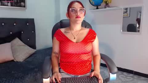 Snapshot of scarlett6_ chatting on September 25, 11:36 am Scarlett online show from September 25, 11:36 am
