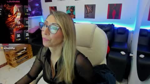 Snapshot of scarlett_079 chatting on March 1, 11:56 am Scarlett online show from March 1, 11:56 am