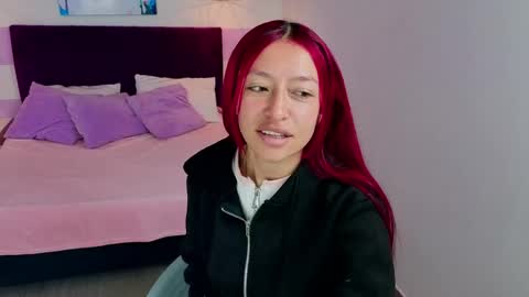 Scarlett online show from April 13, 1:27 pm