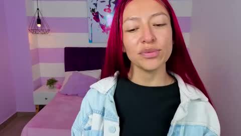 Snapshot of scarlett__bell chatting on May 6, 12:21 pm Scarlett online show from May 6, 12:21 pm