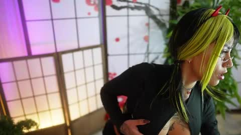 Scarlett Collins online show from April 13, 1:55 am