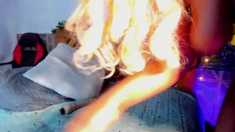 Snapshot of scarlett_diaz17 chatting on December 3, 6:17 pm Mariana online show from December 3, 6:17 pm