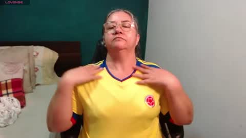 Snapshot of scarlett_duboi1 chatting on June 24, 2:32 am Scarlett online show from June 24, 2:32 am