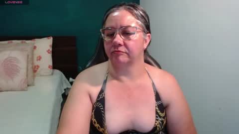 Snapshot of scarlett_duboi1 chatting on July 17, 3:02 am Scarlett online show from July 17, 3:02 am