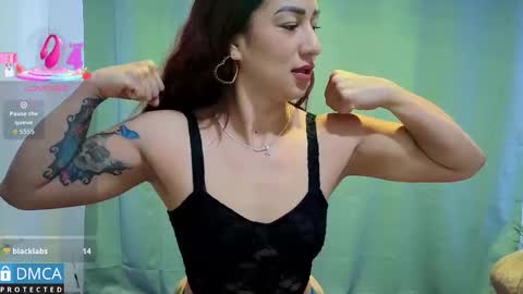 Snapshot of scarlett_fire5 chatting on November 6, 4:19 pm scarlett_fire5 online show from November 6, 4:19 pm