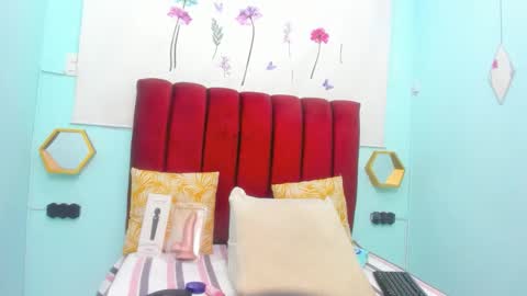 scarlett_fox20 online show from January 16, 11:36 am