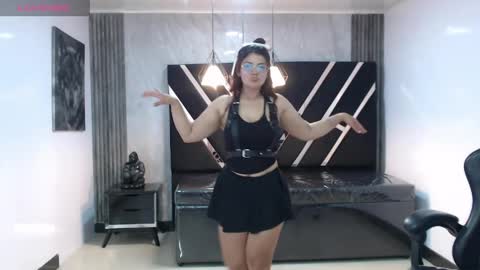 scarlett_jhonson_ch online show from April 12, 3:11 am