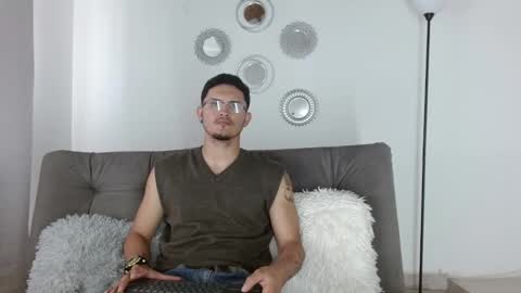 Scar  Jacob online show from December 2, 7:16 pm