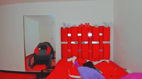 scarlett_red_11 online show from May 1, 4:55 pm
