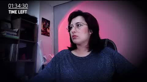 Snapshot of scarlett_sen chatting on July 6, 3:03 pm Mistress Scarlett online show from July 6, 3:03 pm