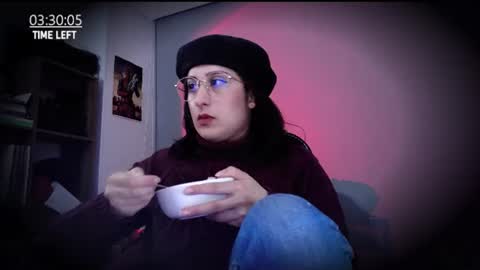 Snapshot of scarlett_sen chatting on July 9, 1:26 pm Mistress Scarlett online show from July 9, 1:26 pm