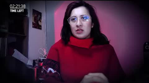 Snapshot of scarlett_sen chatting on July 10, 2:08 pm Mistress Scarlett online show from July 10, 2:08 pm