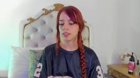 scarlett smith 3 online show from April 7, 2:34 am