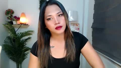 Snapshot of scarlett_sofia69 chatting on September 18, 10:39 am online show from September 18, 10:39 am