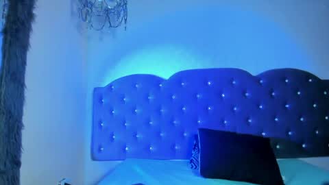 scarlett_venom_ online show from May 26, 9:11 pm