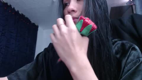 Snapshot of scarlett_vonrose chatting on January 8, 8:00 pm Scarlett Von Rose online show from January 8, 8:00 pm