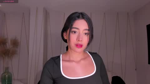 Sacrlett Blaze online show from April 15, 12:12 pm