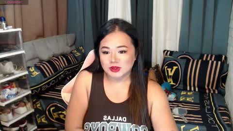 Snapshot of scarlette_adisson_69 chatting on January 19, 6:00 pm scarlette online show from January 19, 6:00 pm