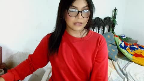 Snapshot of scarlette_mason_1 chatting on December 18, 11:30 pm KARLA online show from December 18, 11:30 pm