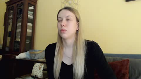 Snapshot of scarlettford chatting on February 2, 4:11 pm Scarlett online show from February 2, 4:11 pm