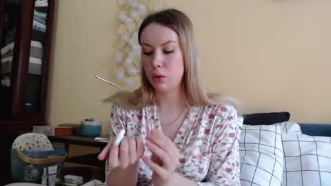 Snapshot of scarlettford chatting on February 19, 11:49 am Scarlett online show from February 19, 11:49 am