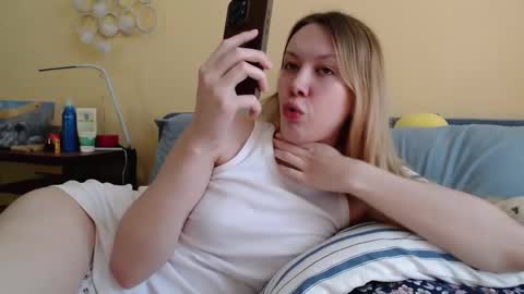 Snapshot of scarlettford chatting on February 27, 1:38 pm Scarlett online show from February 27, 1:38 pm