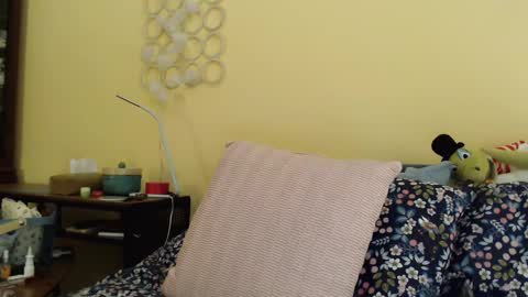 Snapshot of scarlettford chatting on March 5, 3:40 pm Scarlett online show from March 5, 3:40 pm