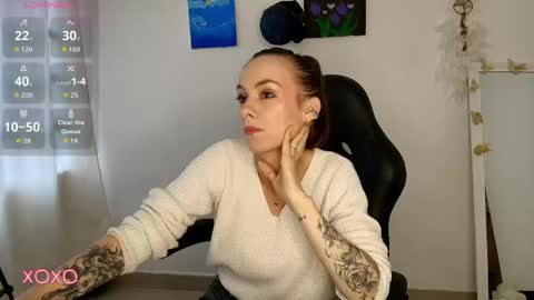 Snapshot of scarlettmilf_cg chatting on April 23, 9:39 pm Scarlett online show from April 23, 9:39 pm