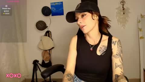 Snapshot of scarlettmilf_cg chatting on May 5, 1:13 am Scarlett online show from May 5, 1:13 am