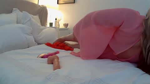 Snapshot of scarlettsteelexox chatting on January 17, 10:00 am Scarlettexo online show from January 17, 10:00 am