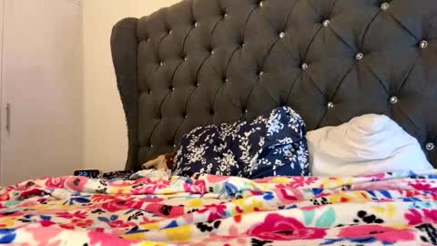 Scarlett online show from October 4, 4:10 am