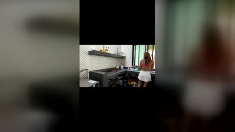Scarlett online show from February 24, 4:27 pm